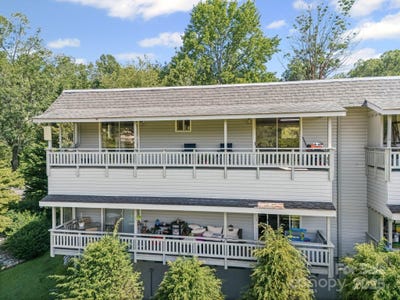 /international/us/263-fairway-lane-spruce-pine-nc-110100340134/