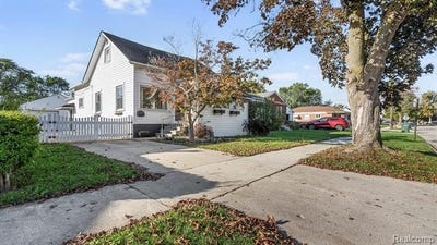 /international/us/1335-merrill-avenue-lincoln-park-mi-110120485050/
