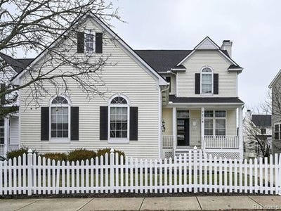 /international/us/1219-portsmouth-drive-marion-twp-mi-110106846182/