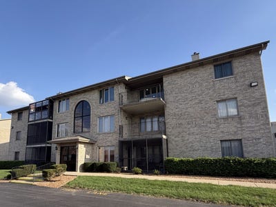 /international/us/5025-139th-place-crestwood-il-110107614520/