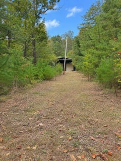 /international/us/724-mills-branch-ashcamp-ky-110120510169/