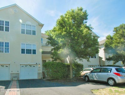 /international/us/574-beachway-avenue-keansburg-nj-110108578603/