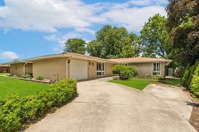 /international/us/5460-adeline-place-oak-forest-il-110108845850/