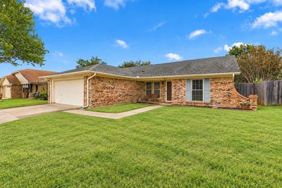 /international/us/8028-katie-lane-watauga-tx-110120058440/