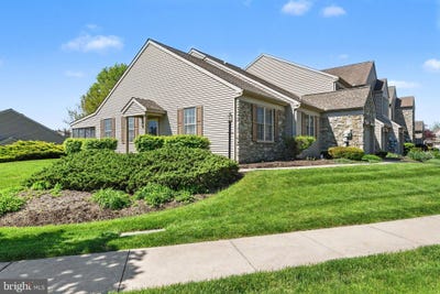/international/us/1928-limestone-drive-hummelstown-pa-110107848947/