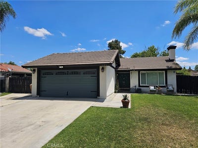 /international/us/685-s-smoketree-avenue-rialto-ca-110108382579/