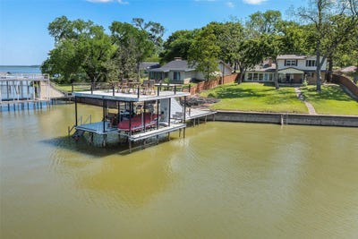 /international/us/256-whispering-oaks-trail-payne-springs-tx-110107228108/