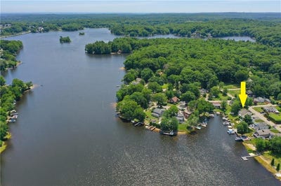 /international/us/200-waterman-lake-drive-glocester-ri-110119406172/
