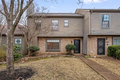 /international/us/1654-shadow-moss-ln-germantown-tn-110105868696/