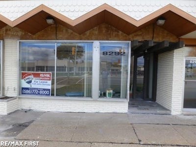 /international/us/8296-e-12-mile-road-warren-mi-110107465968/