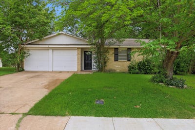 /international/us/909-bennett-street-cedar-hill-tx-110107897258/