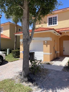 /international/us/5119-se-mariner-garden-circle-stuart-fl-110107538947/