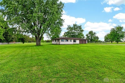 /international/us/1005-free-road-new-carlisle-oh-110110086921/