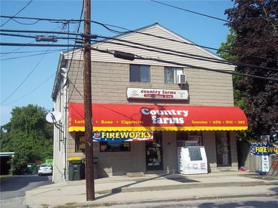 /international/us/86-mapleville-main-street-burrillville-ri-110108335382/