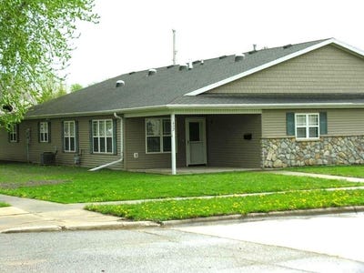/international/us/432-pleasant-street-osage-ia-110107694102/