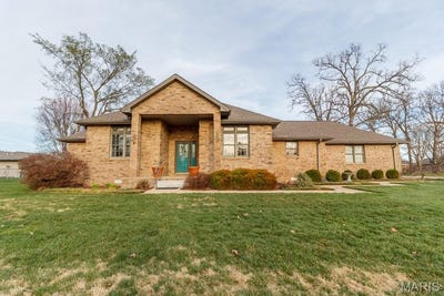 /international/us/1808-magnolia-drive-lebanon-mo-110107255182/