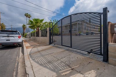 /international/us/10404-jardine-avenue-sunland-ca-110100654573/?lang=zh-tw