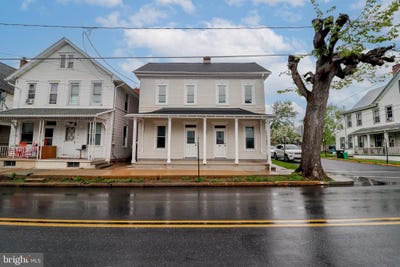 /international/us/81-83-e-main-street-newmanstown-pa-110107924925/