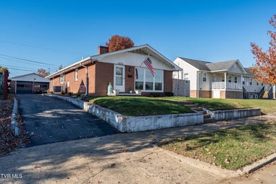 /international/us/1233-pine-street-kingsport-tn-110107157180/