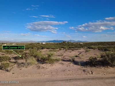 /international/us/6410-camino-seguro-la-mesa-nm-110120553136/