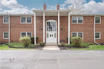 /international/us/2720-pease-drive-rocky-river-oh-110107515791/