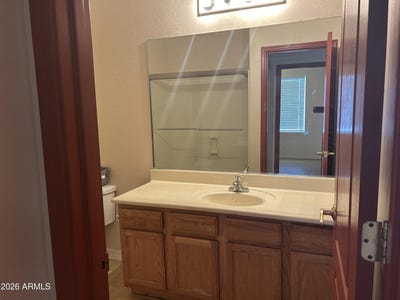 /international/us/105-n-warren-street-mesa-az-110108385003/