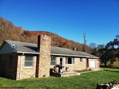 /international/us/2100-whitmer-road-harman-wv-110095378576/