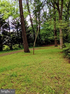 /international/us/1616-6th-lot-d-pl-mclean-va-110101071982/