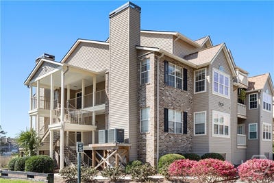 /international/us/12300-apache-avenue-savannah-ga-110107682627/