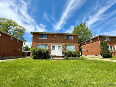 /international/us/12-alcona-avenue-amherst-ny-110099702918/