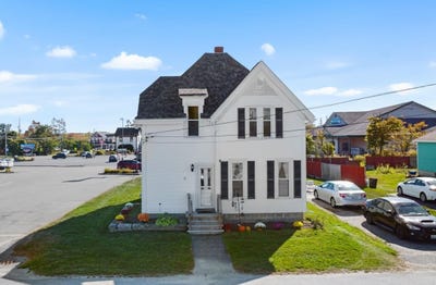 /international/us/8-cottage-street-milbridge-me-110103011780/