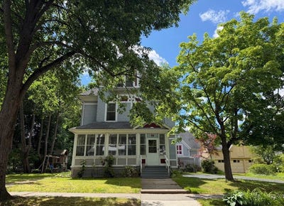 /international/us/77-nonotuck-street-holyoke-ma-110107927531/