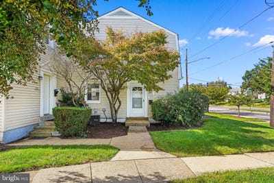 /international/us/2805-iverson-street-temple-hills-md-110120408578/
