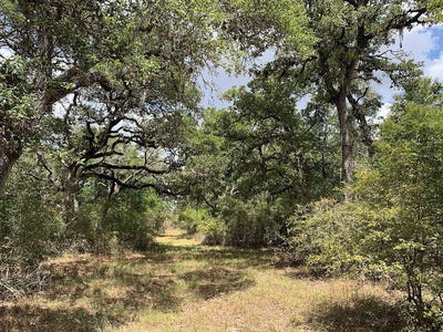 /international/us/000-private-road-1581-hallettsville-tx-110102582961/