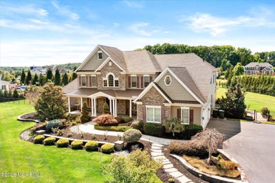 /international/us/25-weathervane-circle-cream-ridge-nj-110119348745/