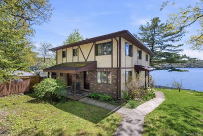 /international/us/194-jersey-avenue-greenwood-lake-ny-110107822892/