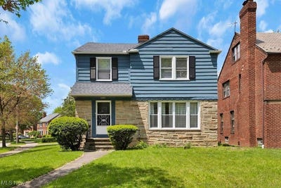 /international/us/2374-traymore-road-university-heights-oh-110098584888/