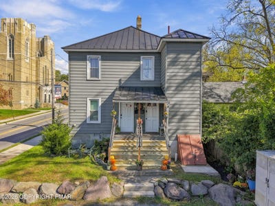 /international/us/69-ridgeway-street-east-stroudsburg-pa-110120515714/