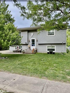 /international/us/1204-n-6th-st-clear-lake-ia-110100025034/