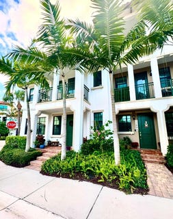 /international/us/11602-sw-13th-ct-pembroke-pines-fl-110097008726/