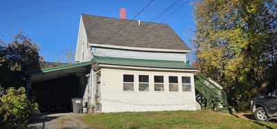 /international/us/12-butler-court-waterville-me-110120722954/