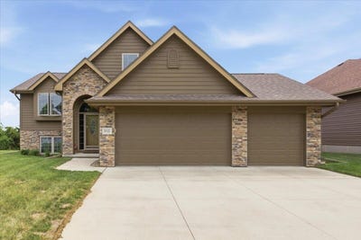 /international/us/910-key-circle-carter-lake-ia-110108341718/