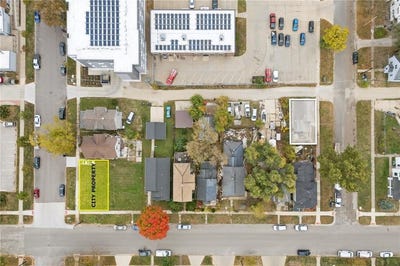 /international/us/116-6th-avenue-sw-cedar-rapids-ia-110101979124/