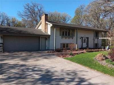 /international/us/6828-157th-lane-nw-ramsey-mn-110107910115/