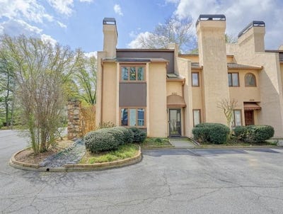 /international/us/200-roswell-landings-drive-roswell-ga-110107513131/
