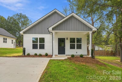 /international/us/1031-houston-street-gastonia-nc-110120416903/