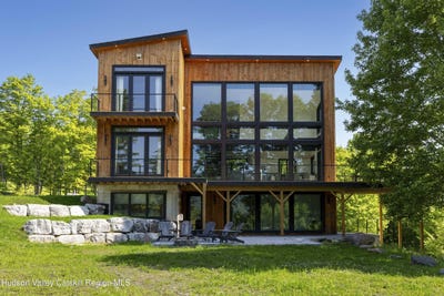 /international/us/4-goff-road-windham-ny-110099986677/