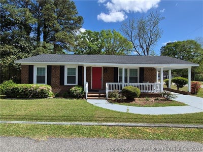/international/us/103-robeson-street-lumberton-nc-110108201198/
