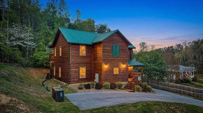 /international/us/2918-fiddlers-creek-way-pigeon-forge-tn-110108298122/