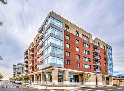 /international/us/333-w-depot-ave-knoxville-tn-110106602015/